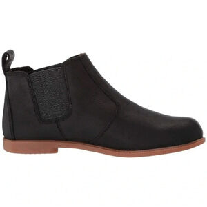 Kodiak Leather Low- Rider Chelsea Ankle Booties